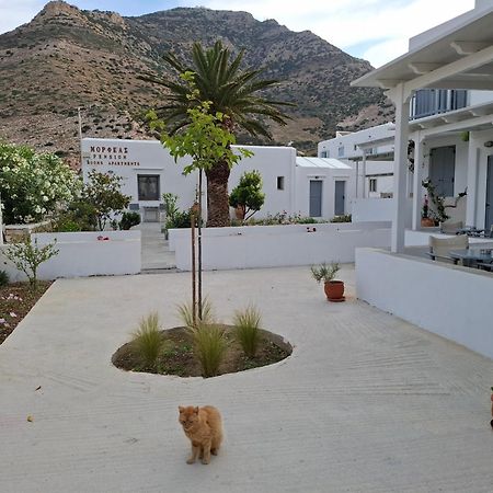 Morpheas Pension Rooms & Apartments Kamares  Bagian luar foto