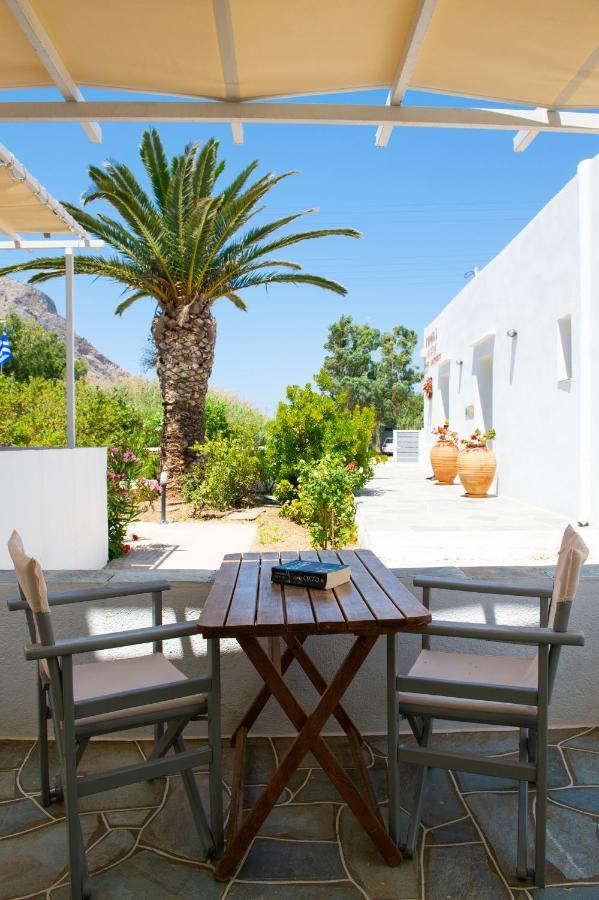 Morpheas Pension Rooms & Apartments Kamares  Bagian luar foto