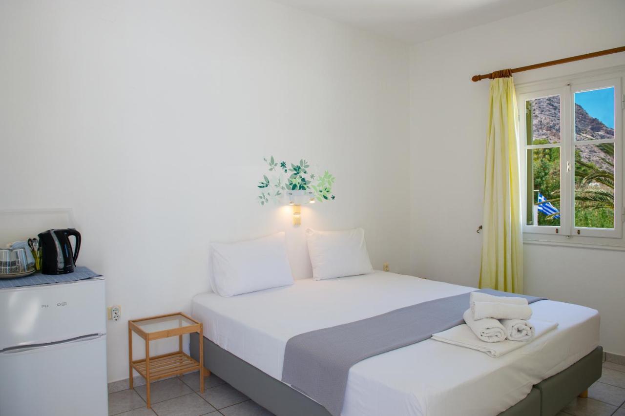 Morpheas Pension Rooms & Apartments Kamares  Bagian luar foto