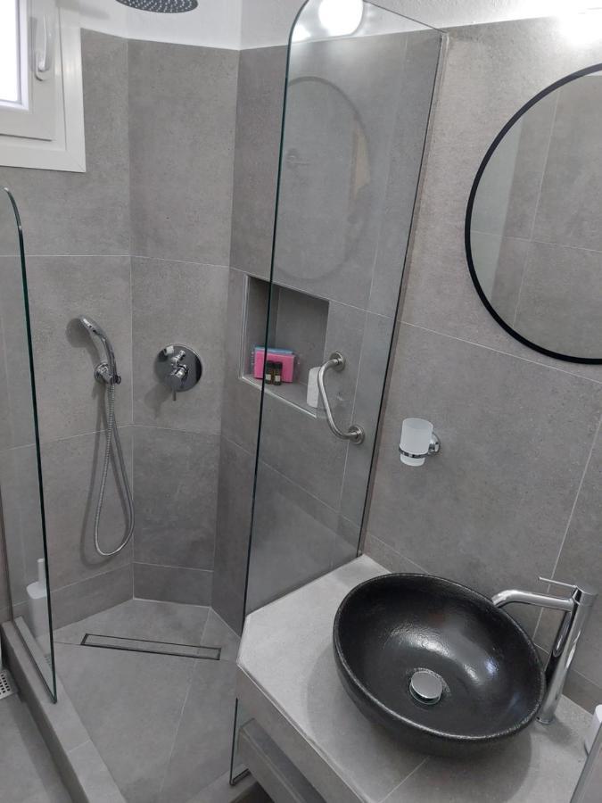 Morpheas Pension Rooms & Apartments Kamares  Bagian luar foto