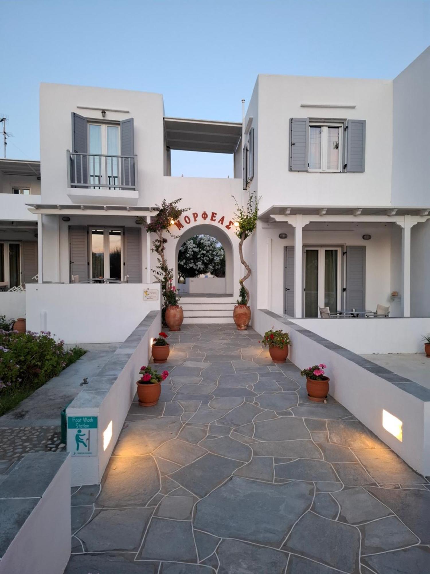 Morpheas Pension Rooms & Apartments Kamares  Bagian luar foto